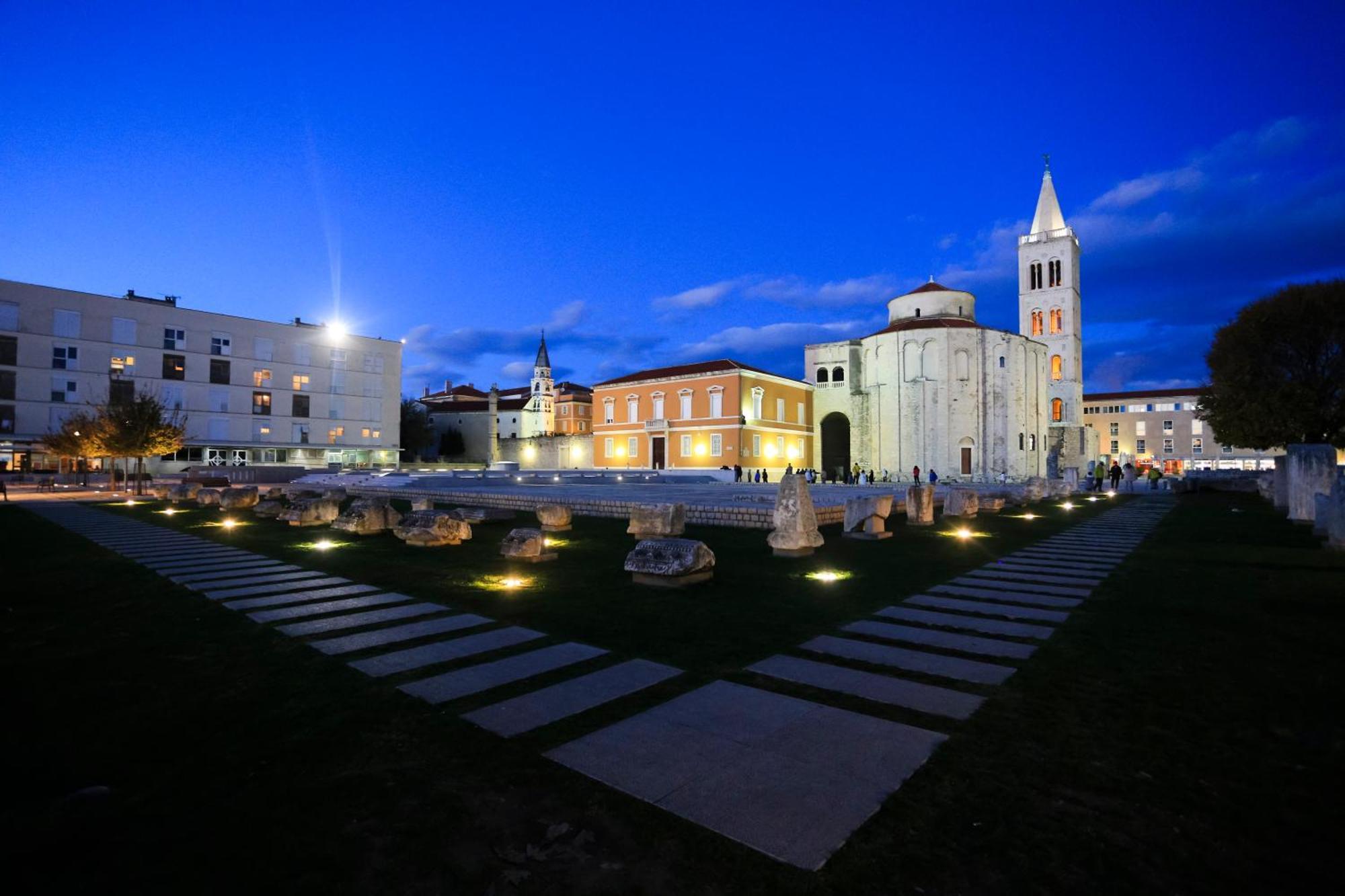 Ryanair'S Urban Flat In Zadar-Kolovare Beach Bagian luar foto