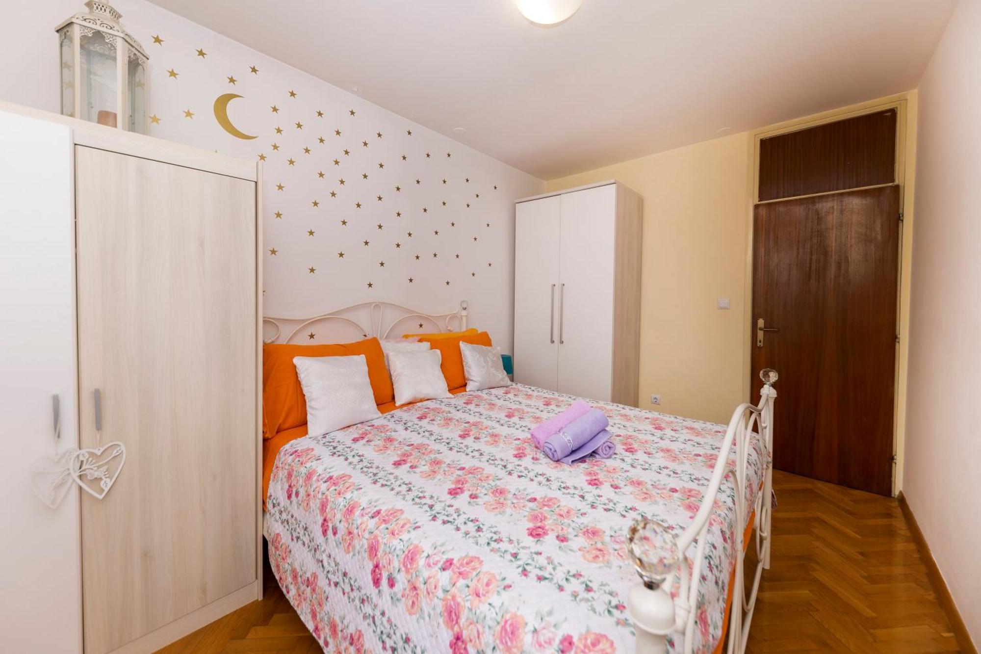 Ryanair'S Urban Flat In Zadar-Kolovare Beach Bagian luar foto