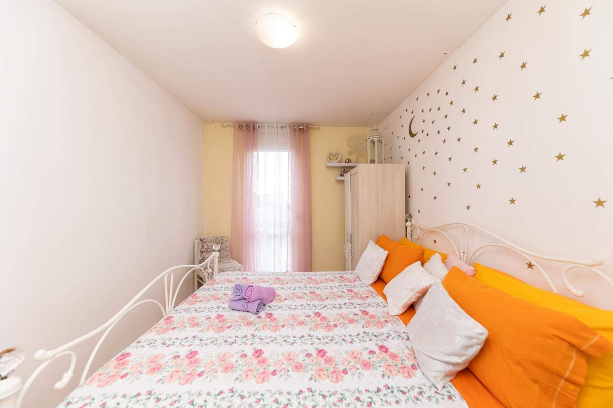 Ryanair'S Urban Flat In Zadar-Kolovare Beach Bagian luar foto